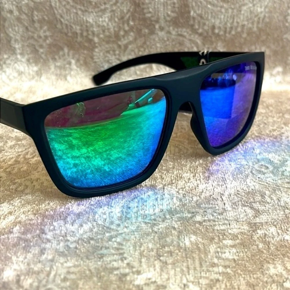 Brand New True Religion Mirrored Square Mens Sport Sunglasses Matte Black